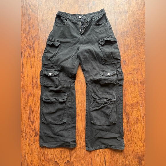 Forever 21 Charcoal Cargo Pants - Picture 2 of 5
